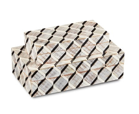 DERIAN BOXES (2)