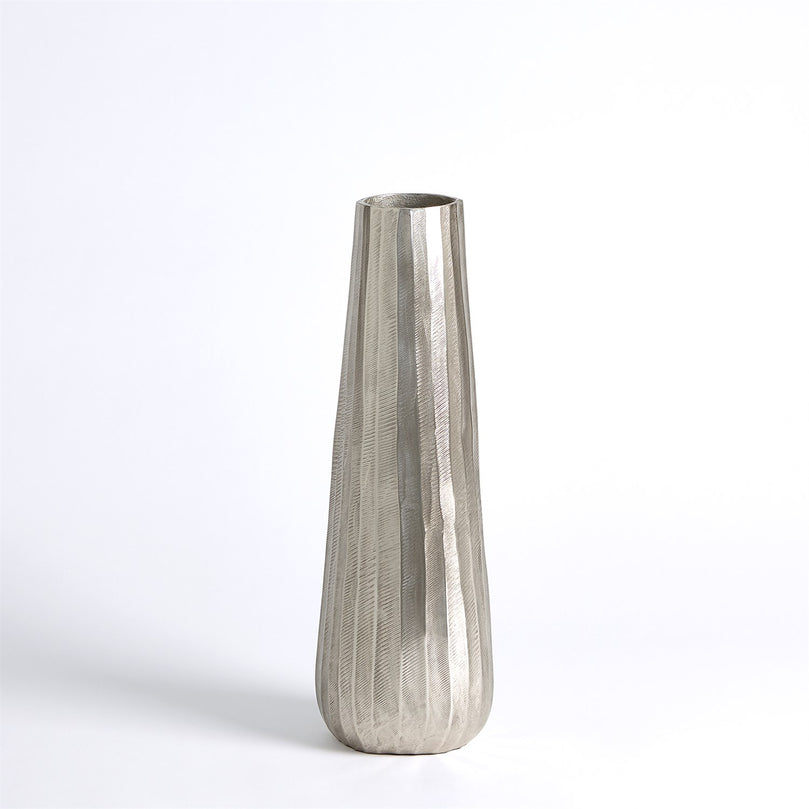 MEDIUM ROUND VASE