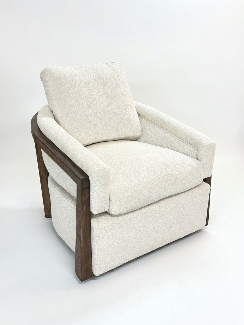 BRIAR SWIVEL CHAIR