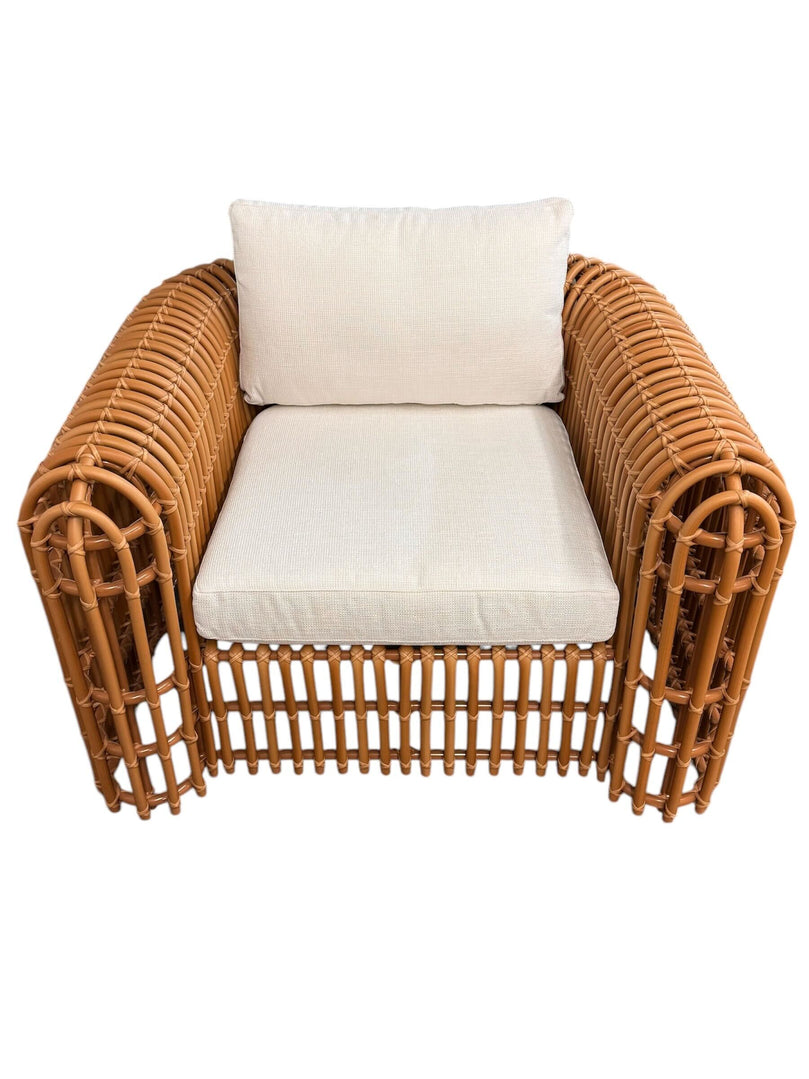 GIO OUTDOOR LOUNGE CHAIR