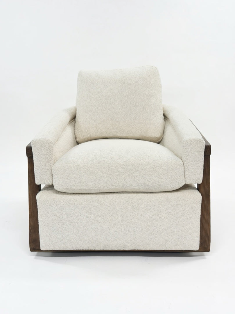 BRIAR SWIVEL CHAIR