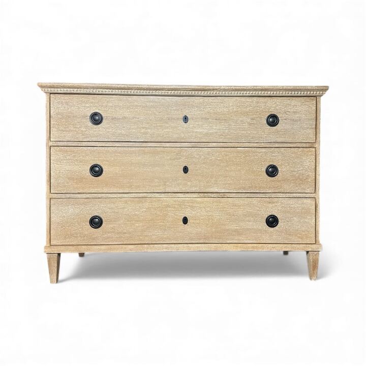 FENIMORE CHEST