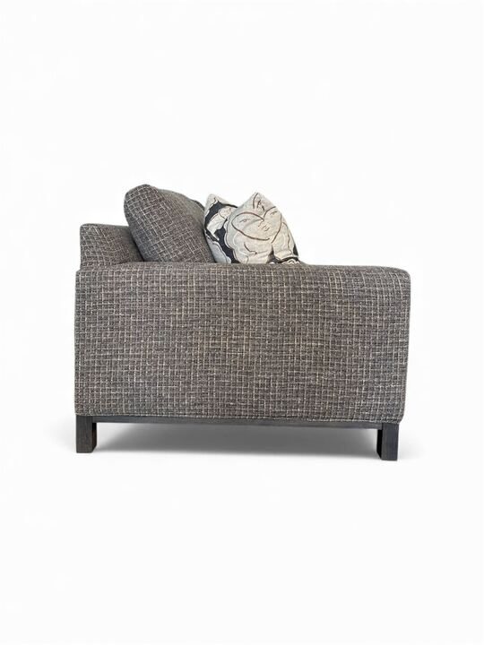 CHRONICLE SOFA