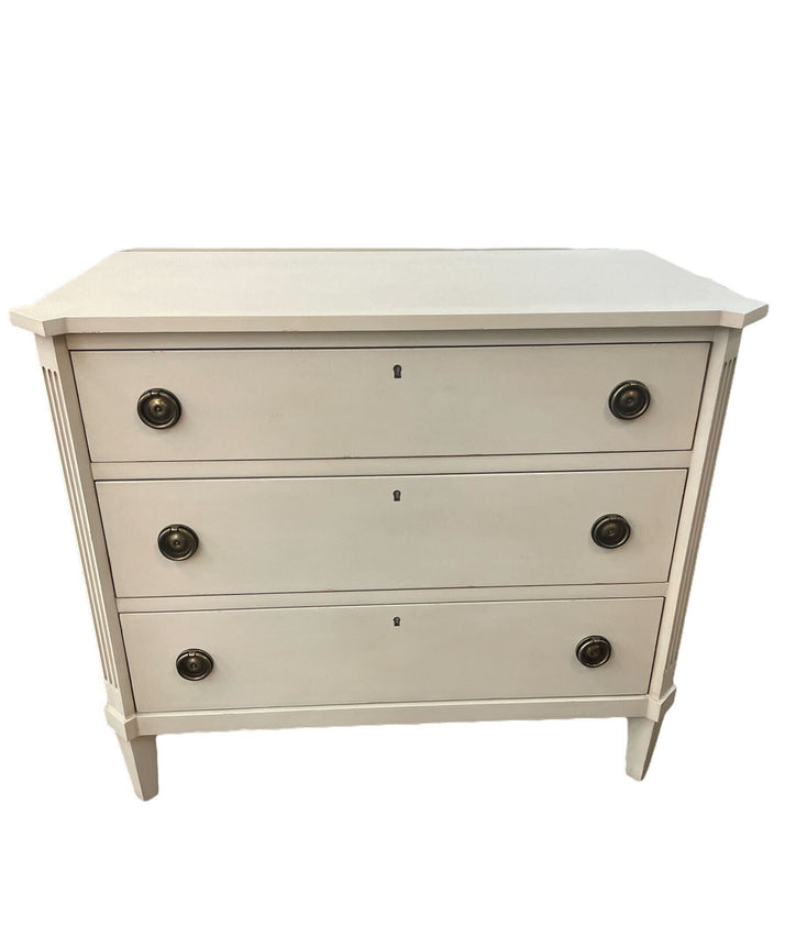 AEON SWEDISH DRAWER CHEST