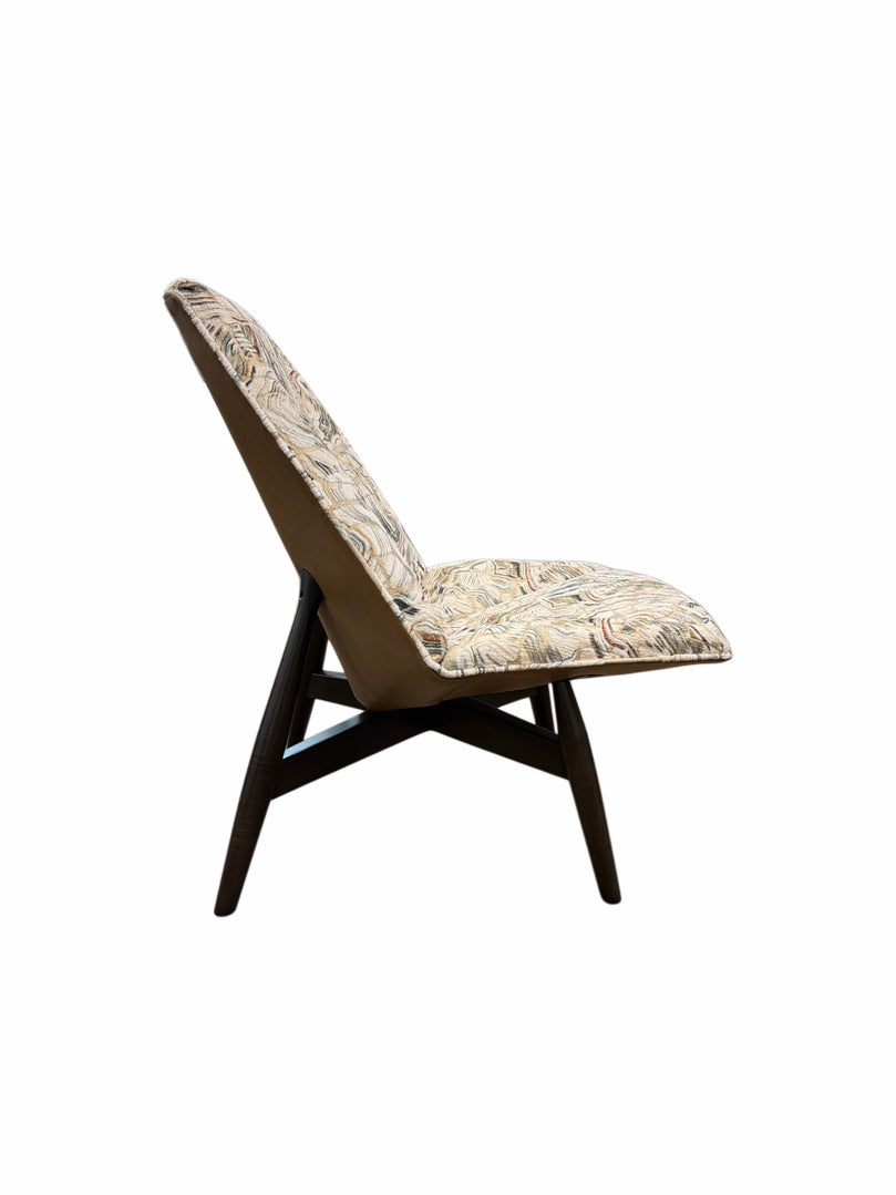 FLAIR CHAIR