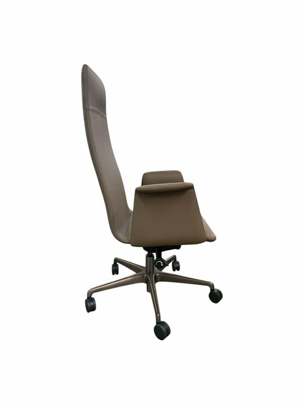 CONNECT EXECUTIVE ARMCHAIR