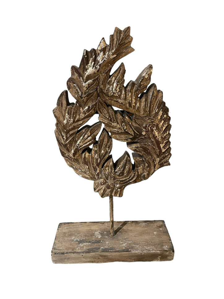 ACANTHUS LEAF CARVING ON STAND