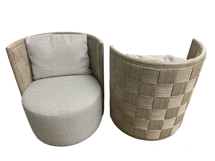 GUSTAVIA SWIVEL CHAIR